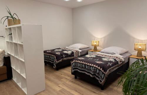 Modern House Gehrden 2, bis 4 Person, Contactless Check-in, free parking, Vollsaniert und Renoviert Dezember 2024 - Foto 80