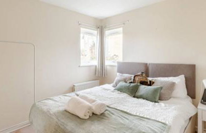 Cosy House- Sleeps 7 Centrally Located Free Parking, Fast WIFI Smart Tv with Sky and Netflix Business Travellers Relocators Leisure Welcome - Foto 11