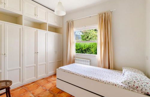 Casa con Jardín Enorme y Vistas Espectaculares Cerca de Pechon - Foto 12