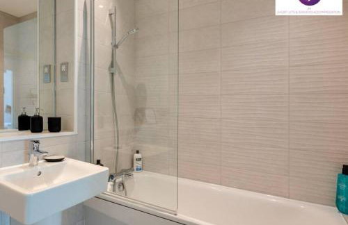 Stevenage Luxury 1Bed Apartment - Sleeps 4-WIFI-Free Parking- By JM Short Lets & Serviced Accommodation - Foto 41