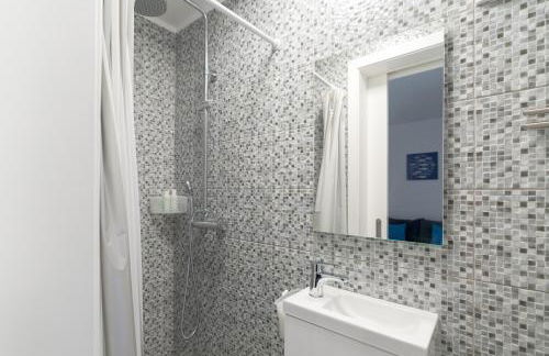 Casa das bonecas 2 # Private Garage Included # - Photo 10