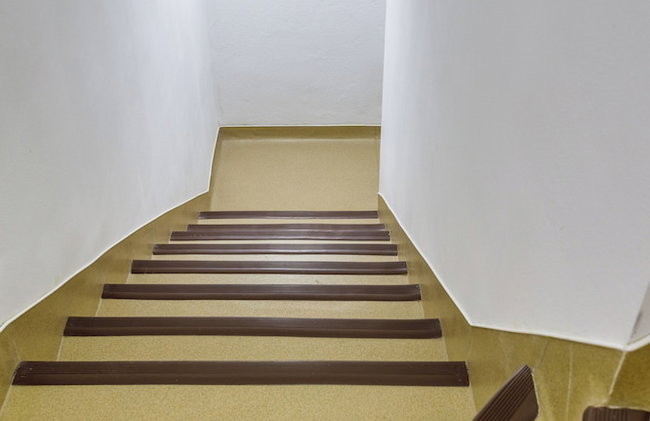 Modern Apartment - Photo 35