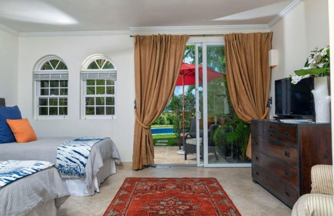 Sapphire Beach Condominiums by Blue Sky Luxury - Foto 1