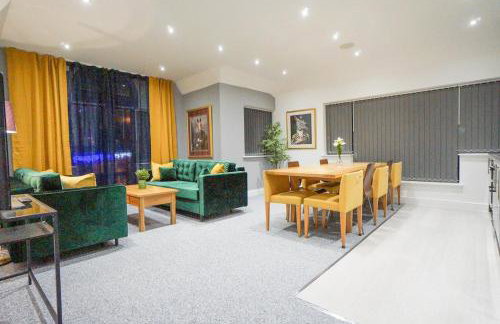 Entire Building - Suite of 3 Premium Apartments - Celebration bookings welcome - Foto 1