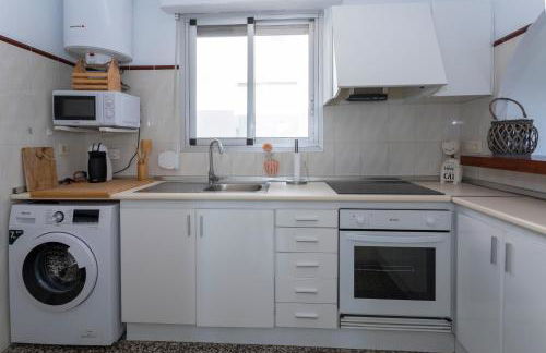 Los Chopos, 2 dormitorios, frente al mar, by Bookindenia - Foto 8