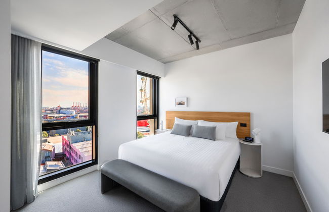 Nesuto Docklands Apartment Hotel - Photo 15