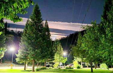 Luxury Cottage with Furnished Deck in Trinity, California - Foto 15