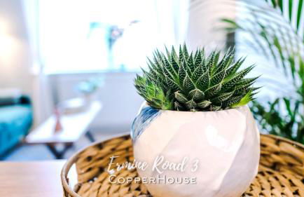 Designer apartments for City Breaks in Chester - Photo 27