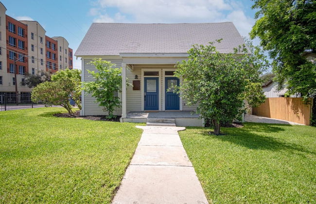 Incredible New 3BR 2BA Near Downtown - Foto 22