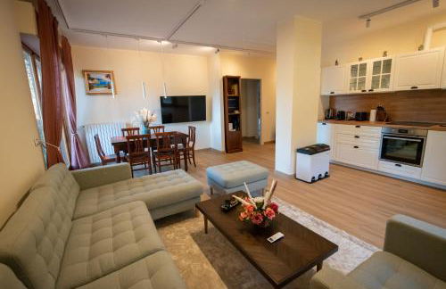 Residenza Lago Sereno - Photo 8