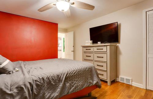 Newark Home with Deck and Fire Pit, 16 Mi to NYC! - Photo 14