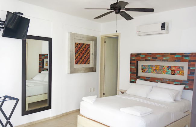 El Fuerte Beach Resort - Photo 21