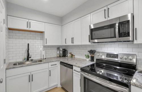 The Schumacher Place - NEW 2 BR - Foto 20