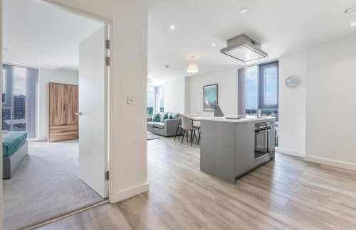 Stunning 2 Bed Apartment in Central Birmingham - Photo 13