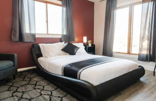 King Bedroom/Private Hot tub/Cozy Living Room - Foto 6