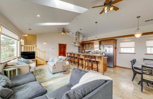 Crescent City Getaway with Panoramic Ocean Views! - Foto 4