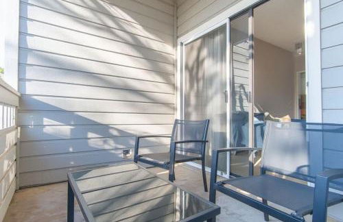 Boulevard Stays Peaceful 1BR King Suite Pool Gym & Parking 04 - Foto 15