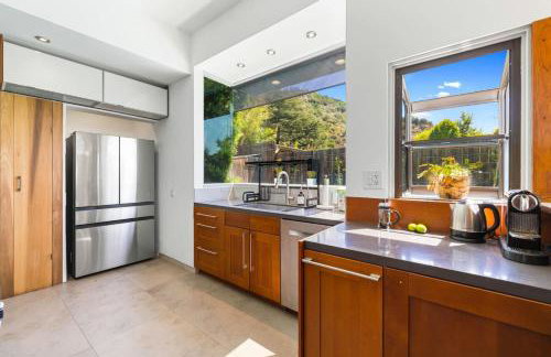 Hilltop Designer Midcentury Modern 4BR Pool HotTub - Foto 14