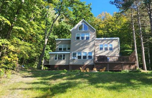 Spacious, modern, home by the lake! - Foto 33