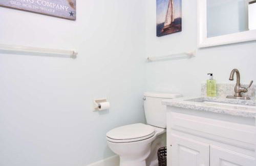 15526 - Luxurious Waterfront Home with Incredible Entertainment Space Secluded on Pleasant Bay - Foto 35