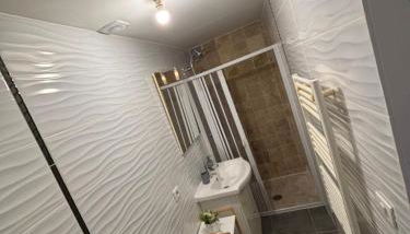 UNIQUE villa Zen et Détente avec piscine très bien placé proche du centre - Foto 5