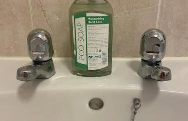 Large 2 bedroom apartment, 4 beds one 1 en-suite, Free parking Nr Chelt Elmore and Quays - Foto 27