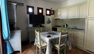Relax in Olbia Apartment with Private Garden 2 Bedrooms - Photo 2