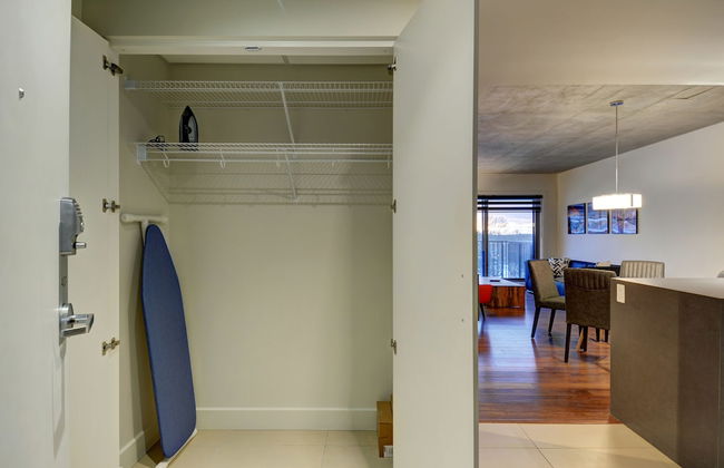 Corporate Stays La Garde Apartments - Photo 9