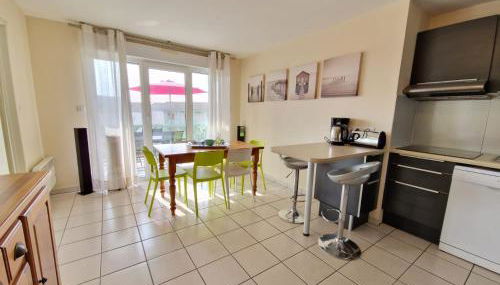 Appartement avec Piscine, Tennis & Balcon, Centre-ville Chatelaillon-Plage, 6 Pers, 2 Ch - FR-1-706-17 - Foto 2