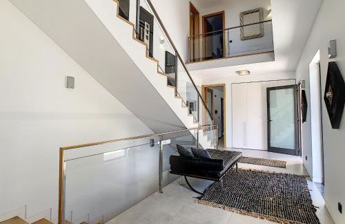 Villa Vitoria - by LovelyStay - Foto 29