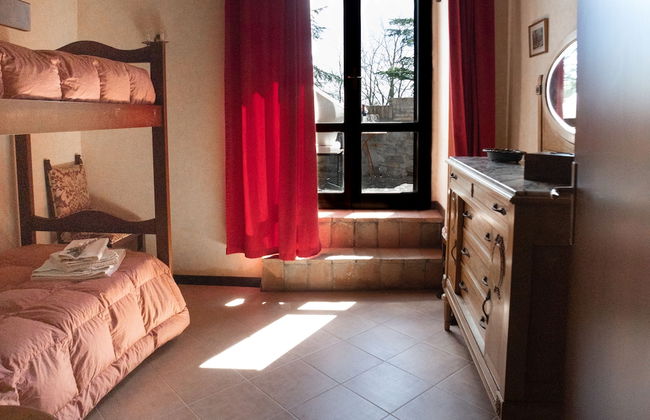 Casale Montemoro With Pool - Photo 2