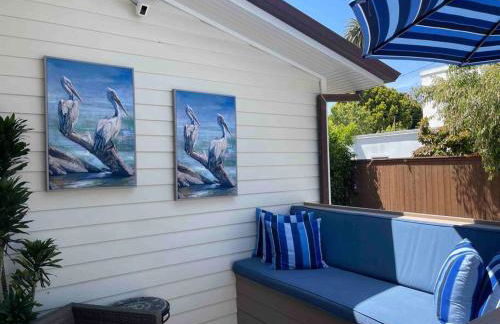 Upscale Downtown Home Walk to Beach shops Bars 2 - Photo 12