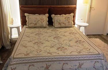 GOURA House - Photo 2