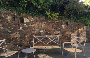 The Old Post Office Private Parking & Garden - Foto 26