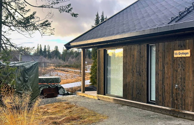 Modern Mountain Cabin - Outdoor Hot Tub - 8 Beds - Photo 51