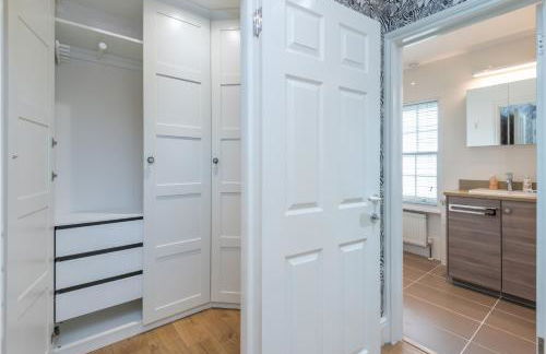 The London House - Entire Villa - Foto 37