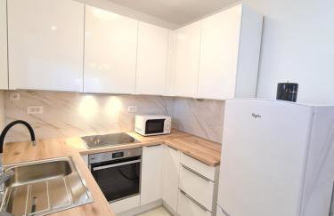 Olive Tree - House with Pool - Photo 9