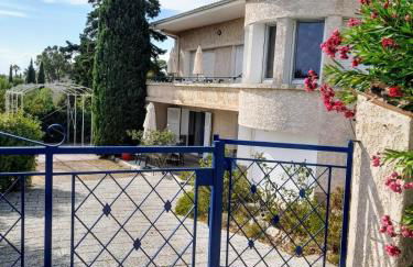 Appt 83m2 rez de jardin dans villa parc privé balcon vue mer - Foto 11