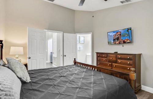 Elegant Townhome w Water Park near Disney Parks - Foto 15