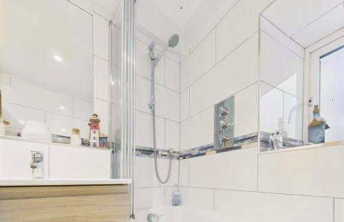 Cosy Cornish Cottage with Firepit & Parking - Foto 18