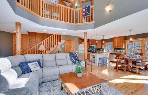 Burton on the Rocks Lake Retreat with Hot Tub! - Foto 4