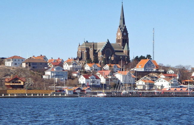 2 Person Holiday Home in Lysekil - Foto 2