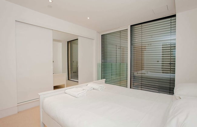 Exquisite 2 Bedroom Apartment In Bank - Photo 1