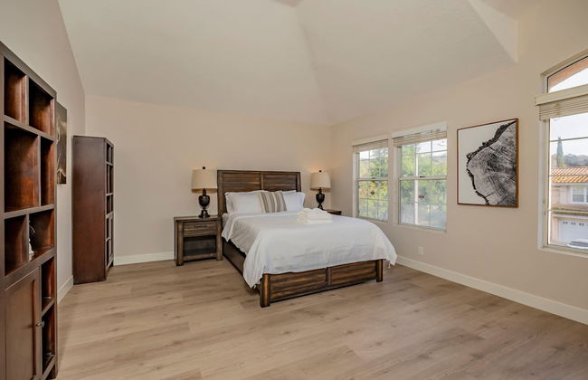 Newly Remodeled Suburban House - Foto 30