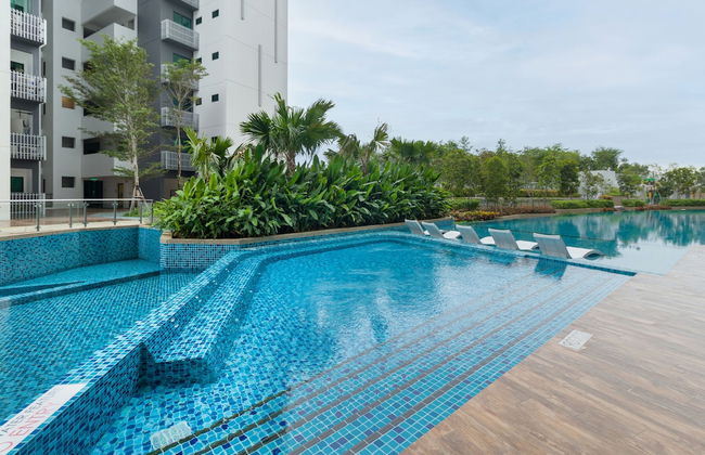 Greenfield Residence at Bandar Sunway - Photo 37