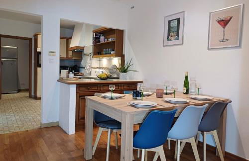 Le Spacieux - centre-ville - 4 chambres - 8 pers - Foto 6