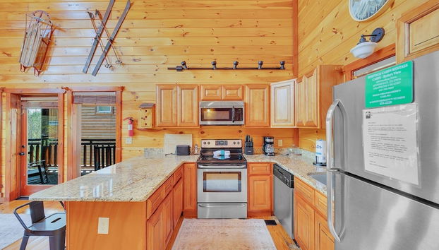 Ryder's View - Spacious 1 bedroom with GameRoom and Mountain Views! 1 Cabin by RedAwning - Foto 4, Cocina privada