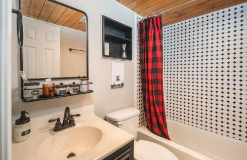 At The Ski Resort Entrance, Gas Fireplace, Deck, Firepit, - Foto 20