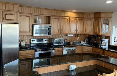 Pet Friendly Ocean And Bay Views Wifi Rooftop Deck Beach Badges Streaming Tvs Deck Os Private Yard Beach Chairs Beach Badges - Foto 19