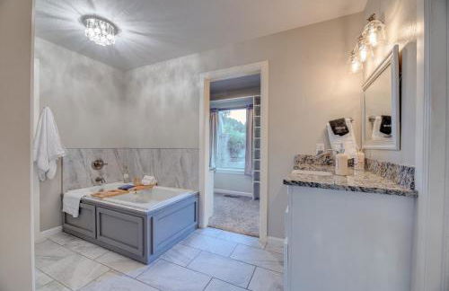 3 King Beds- Near OU-No Bunks-Private Suites - Foto 28